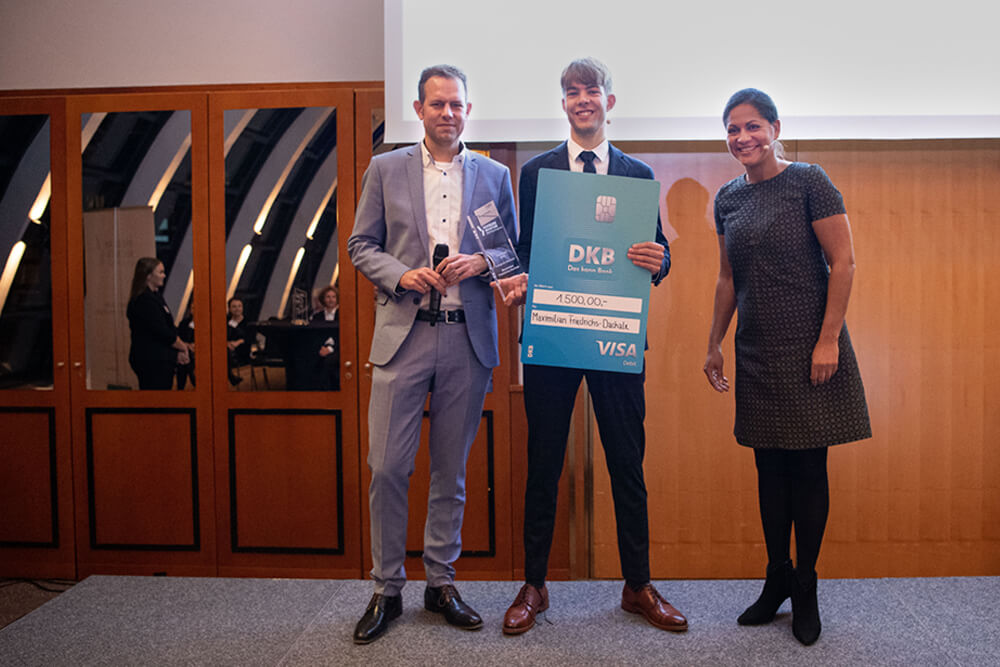 Hamburg Aviation Nachwuchspreises 2022: Hanno Frömming, Maximilian Friedrichs-Dachale, Nawina Walker Hamburg Aviation Nachwuchspreises 2022: Hanno Frömming, Maximilian Friedrichs-Dachale, Nawina Walker