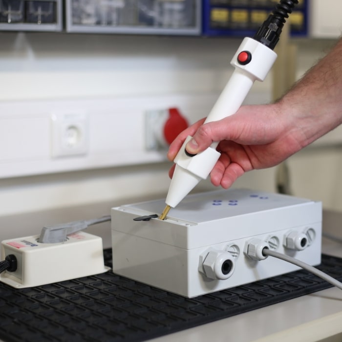 Protective conductor resistance measurement